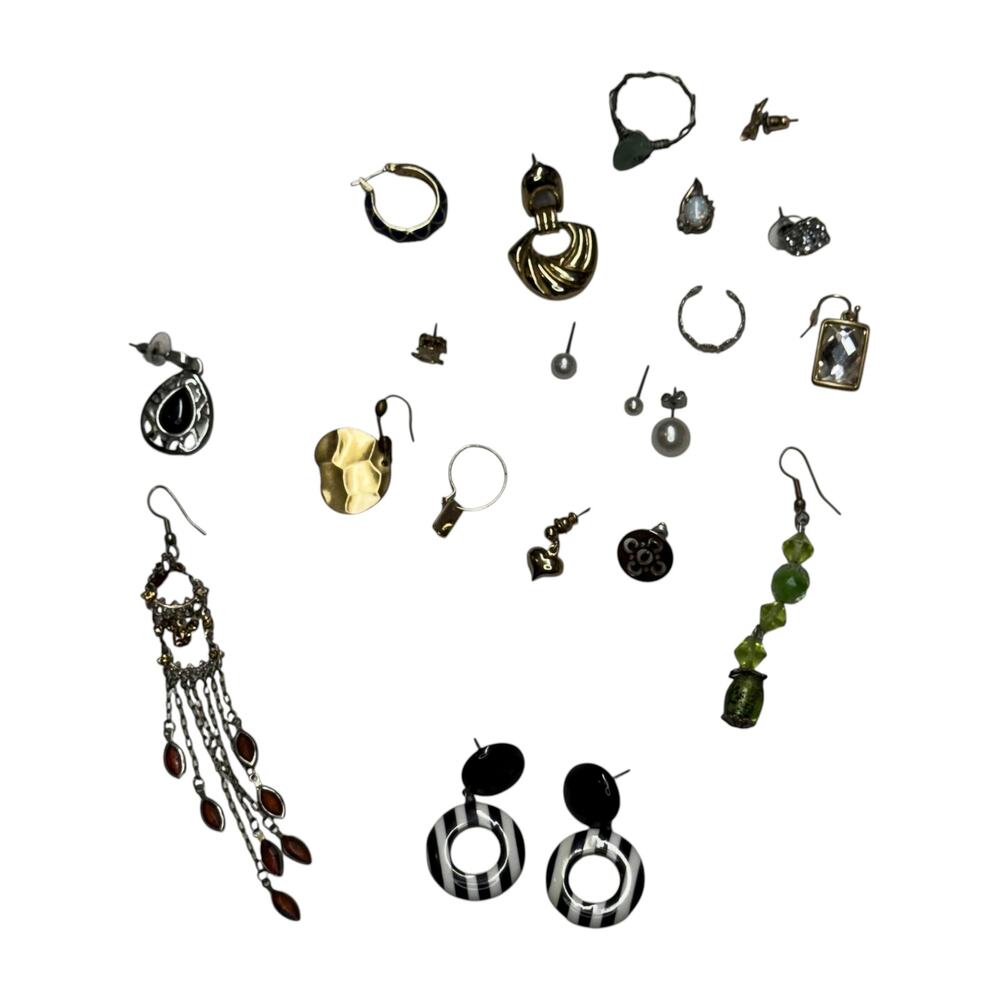 Mixed Earring Lot 19pc Rhinestone Resin Bead Charm Costume Fashion - Picture 6 of 6